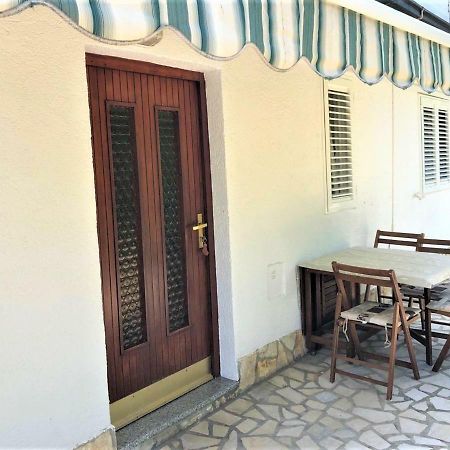 Apartments With Boat Mooring Marija ซูเปทาร์สกา ดรากา ภายนอก รูปภาพ